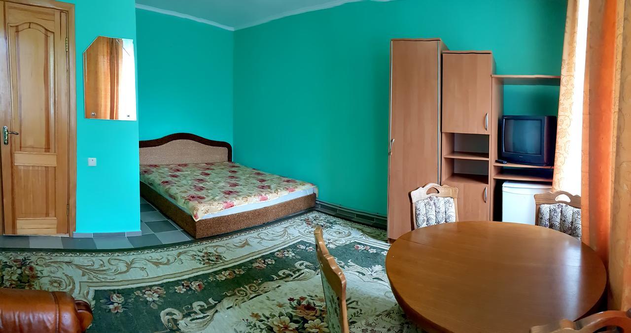 Перлина Дністра Hotel Rudkivci Kültér fotó