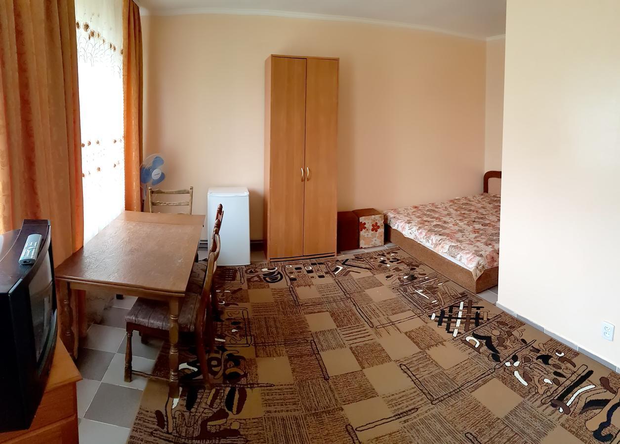 Перлина Дністра Hotel Rudkivci Kültér fotó